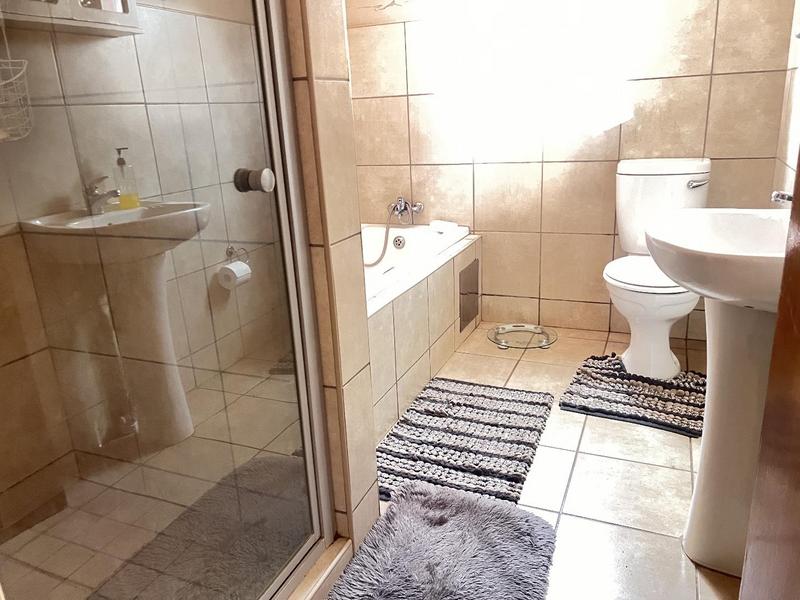 2 Bedroom Property for Sale in Kathu Northern Cape